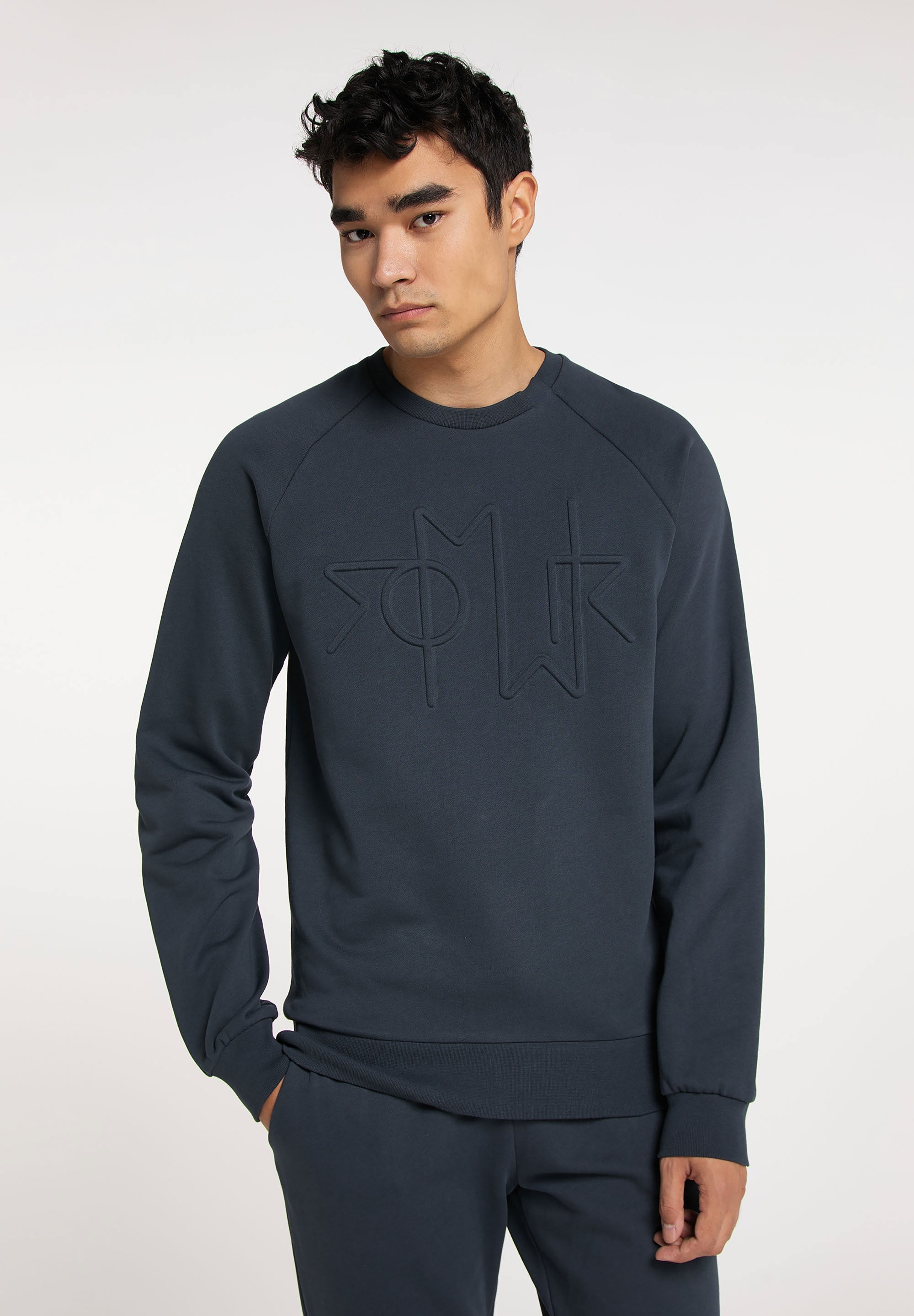 FRESH SWEATER