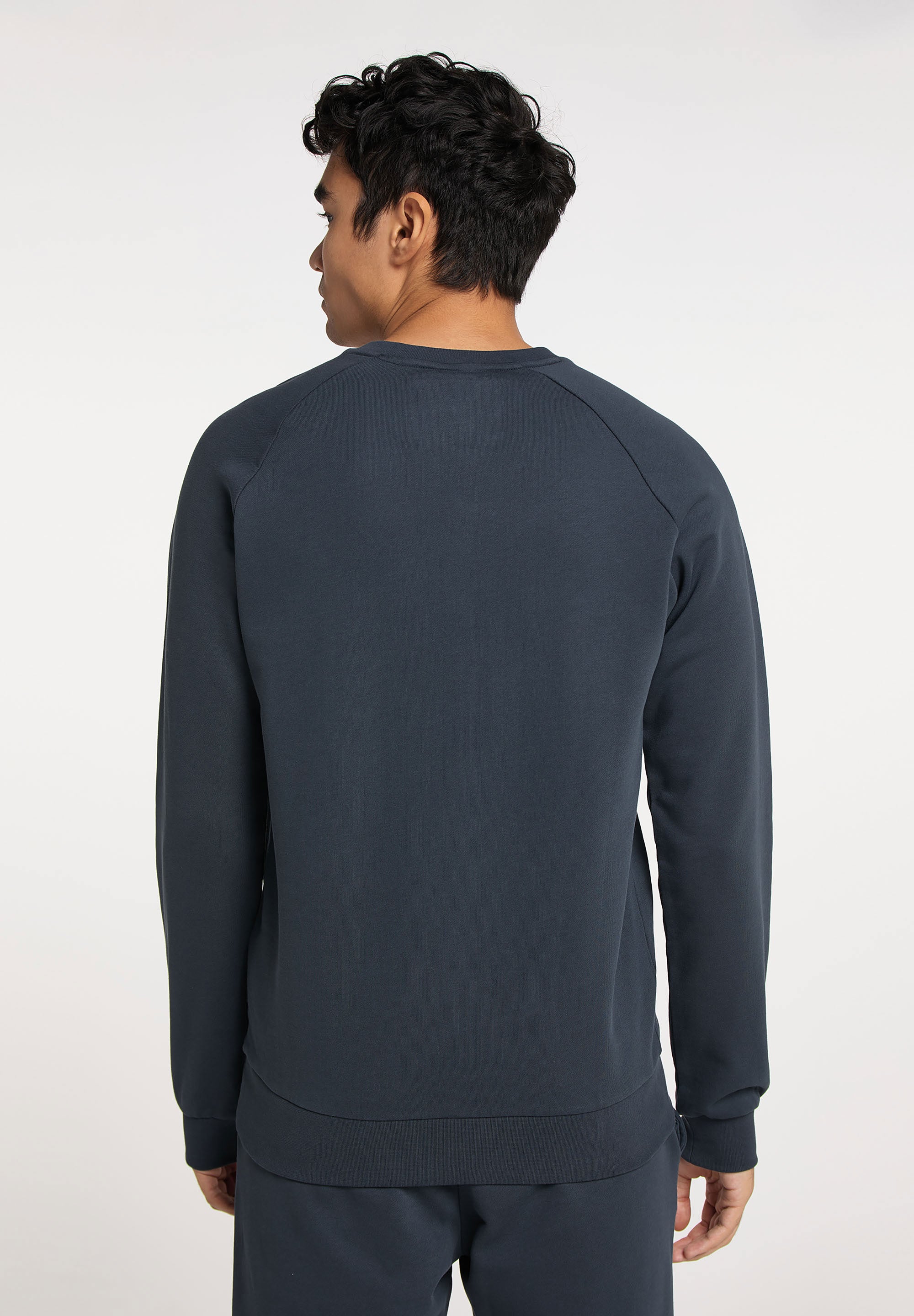 FRESH SWEATER
