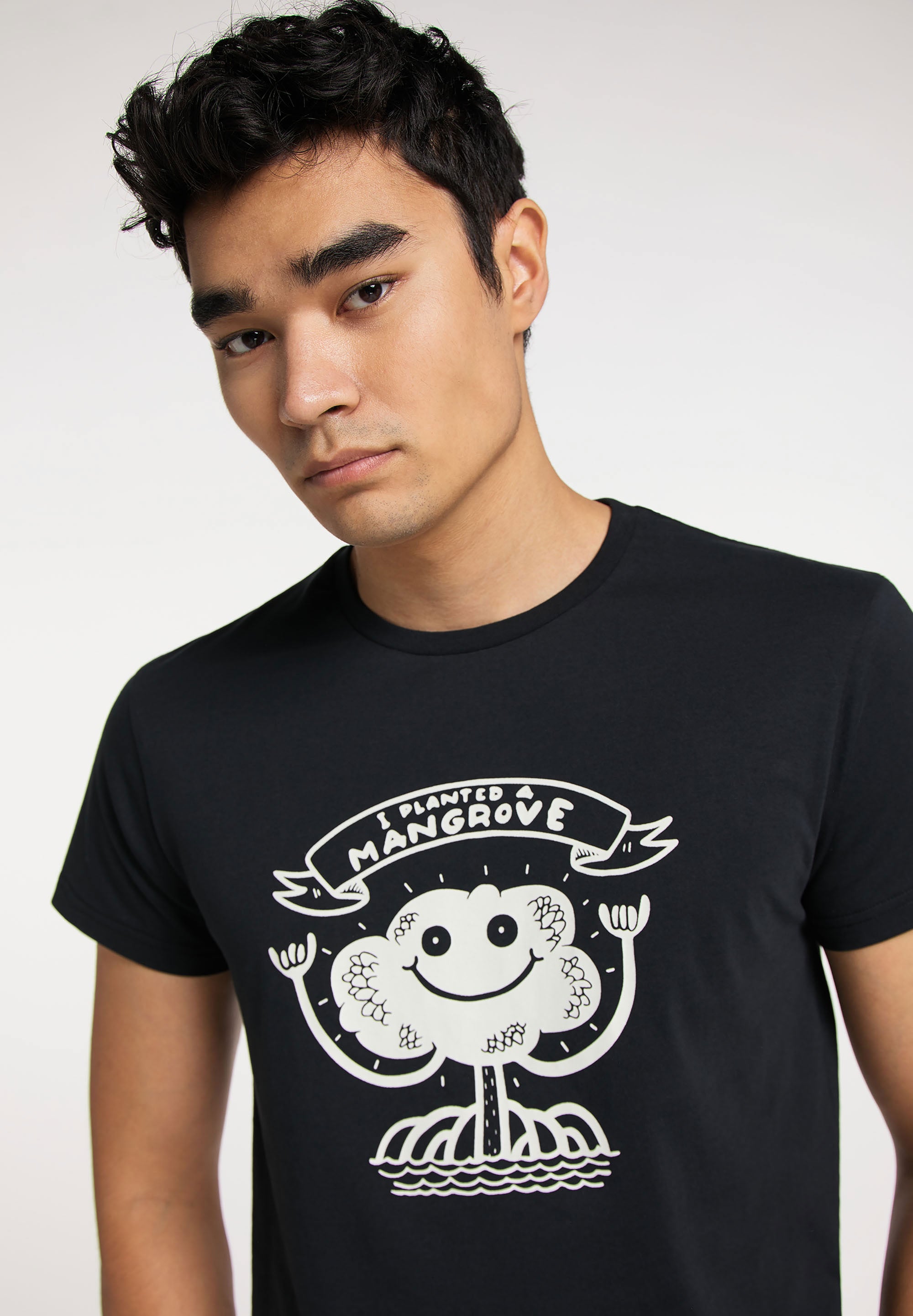 MANGROVE TREE TEE